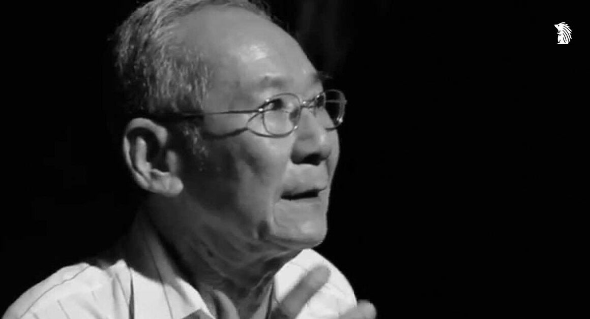 นิธิ เอียวศรีวงศ์